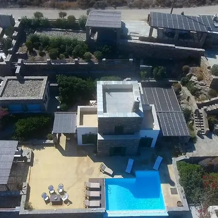 Stylish Stone With A Swimming Pool, Sea View And Large Terrace, Ideal For A Family Or A Group Of Friends *