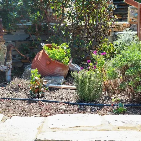 Semesterbostad Stylish Stone With A Swimming Pool, Sea View And Large Terrace, Ideal For A Family Or A Group Of Friends