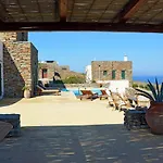 Holiday home Seaside Stone Villa: Family Retreat With Pool And Terrace *