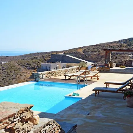 Tatil Evi Stylish Stone With A Swimming Pool, Sea View And Large Terrace, Ideal For A Family Or A Group Of Friends