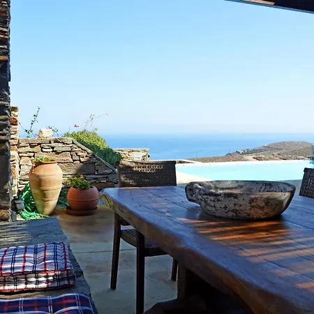 Stylish Stone With A Swimming Pool, Sea View And Large Terrace, Ideal For A Family Or A Group Of Friends