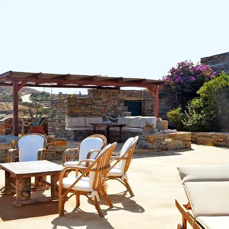 Stylish Stone With A Swimming Pool, Sea View And Large Terrace, Ideal For A Family Or A Group Of Friends Semesterbostad *
