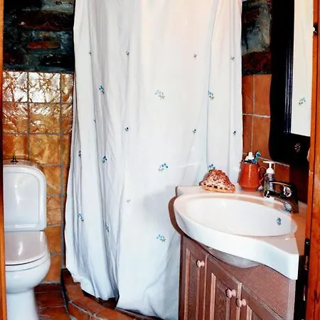 Stylish Stone With A Swimming Pool, Sea View And Large Terrace, Ideal For A Family Or A Group Of Friends Tatil Evi